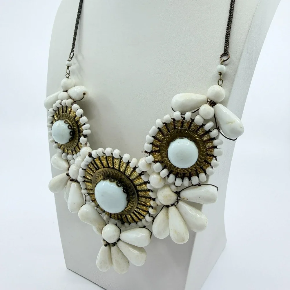 VTG White Faux Stone Brass Tone Bib Necklace Boho Chunky Statement Costume Goth